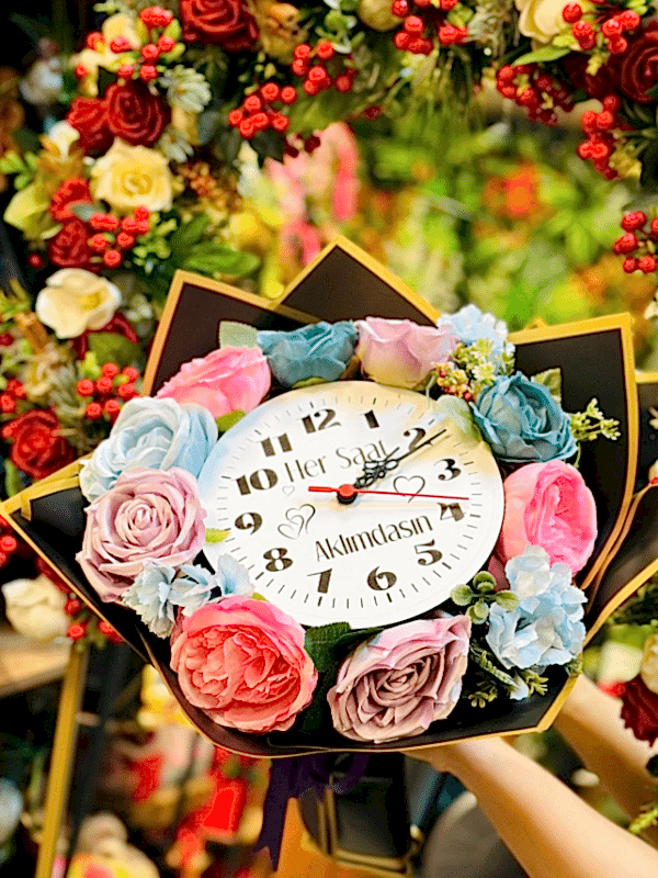  Gaziantep Çiçekçiler - Saatli Yapay Gül Buketi