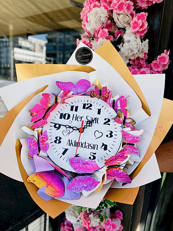  доставка цветов в Газиантеп - Часы и букет бабочек