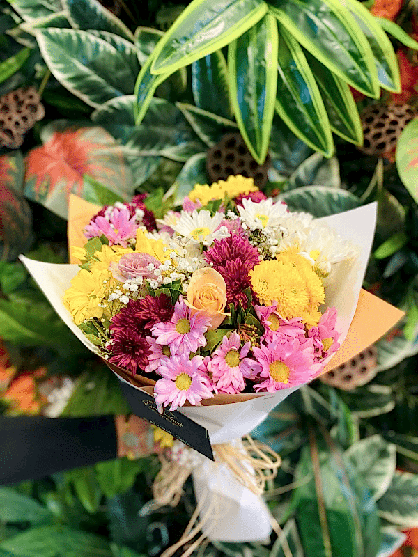 Gaziantep Çiçek Siparişi - Şık Mevsim Buketi 