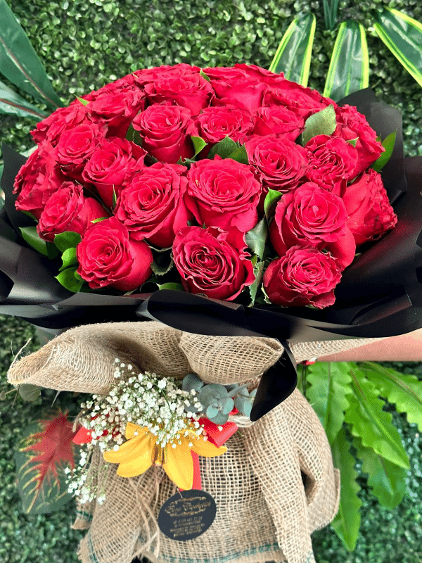  Gaziantep Çiçekçiler - 30 Lu Kırmızı Gül Buketi 