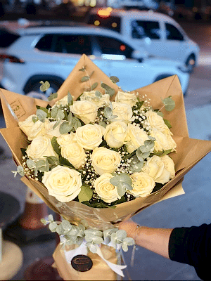  Gaziantep Çiçekler - 25 Adet  Canlı Beyaz Gül Buketi