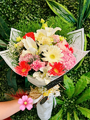 Gaziantep Çiçek Siparişi - En Özeline Mevsim Buketi