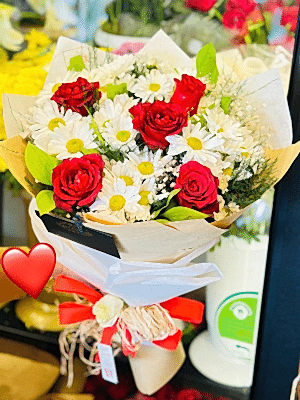  Gaziantep Çiçek Gönder - Kırmızı Gül ve Beyaz Papatya