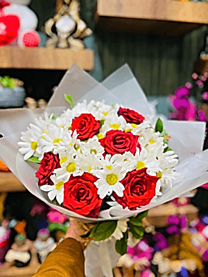  Gaziantep Çiçekçiler - Papatya Kırmızı Gül Uyumu