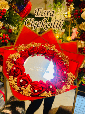  Gaziantep Çiçekler - Kırmızı Güller ile Tasarlanmış  Buket